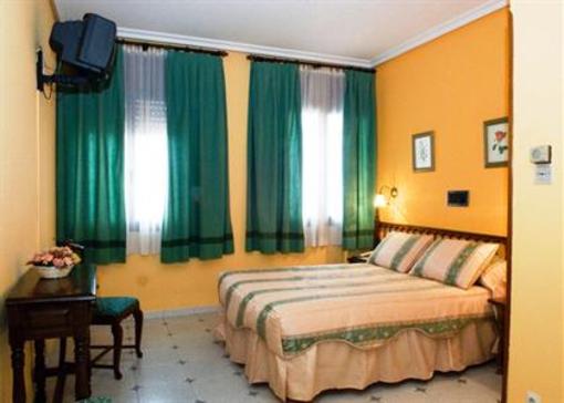 фото отеля Hostal Madrid Toledo