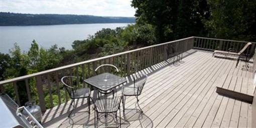 фото отеля Buttermilk Falls Inn & Spa