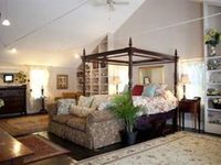 Buttermilk Falls Inn & Spa