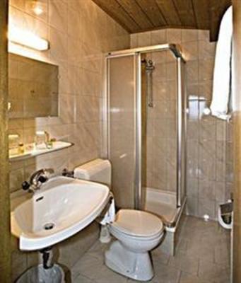 фото отеля Hotel Neue Post Zell am See