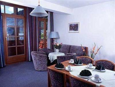 фото отеля Hotel Neue Post Zell am See