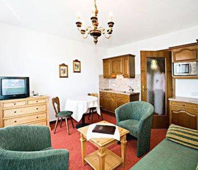 фото отеля Hotel Neue Post Zell am See