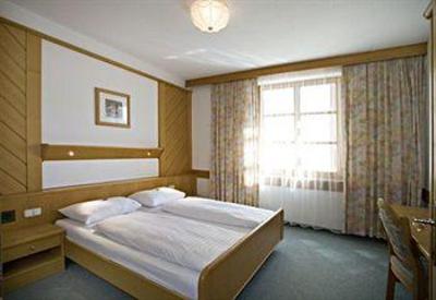 фото отеля Hotel Neue Post Zell am See
