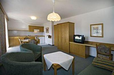 фото отеля Hotel Neue Post Zell am See