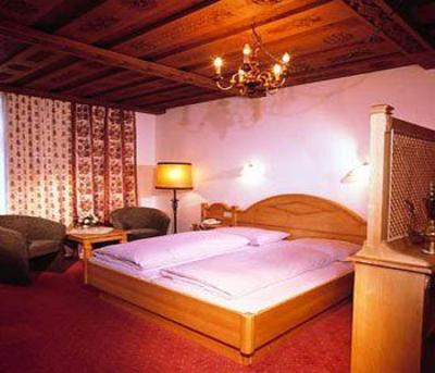 фото отеля Hotel Neue Post Zell am See