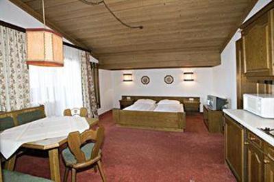 фото отеля Hotel Neue Post Zell am See