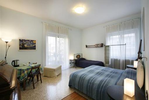 фото отеля Bed and Breakfast Magnolia Bergamo