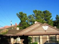 Iris Garden Inn & Suites