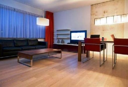 фото отеля Htel Serviced Apartments