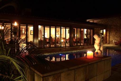 фото отеля Schneider's Guest House White River