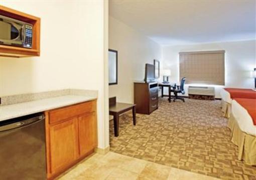 фото отеля Holiday Inn Express & Suites Lincoln Airport