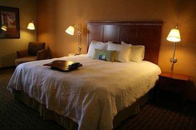 фото отеля Hampton Inn & Suites Valparaiso
