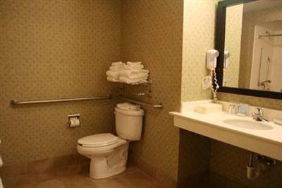 фото отеля Hampton Inn & Suites Valparaiso