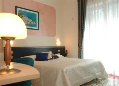 фото отеля Hotel Santa Lucia Minori