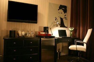 фото отеля Artmore Hotel