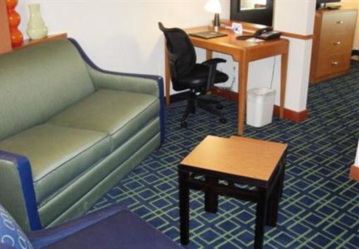 фото отеля Fairfield Inn & Suites Santa Maria