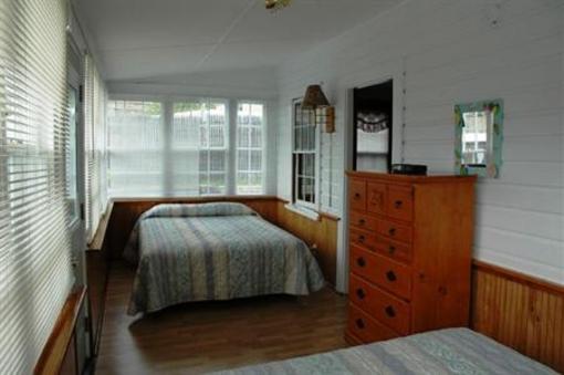 фото отеля Channel Waterfront Cottages
