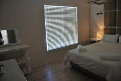 фото отеля Beach House on Fairway