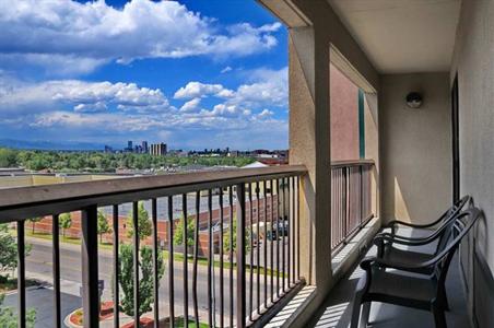 фото отеля Hampton Inn and Suites Denver-Cherry Creek