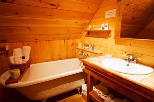фото отеля Chalets Hotel et Spa Temikami