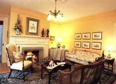 фото отеля William Seward Inn