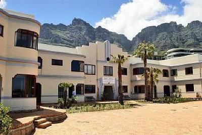 фото отеля Camps Bay Resort
