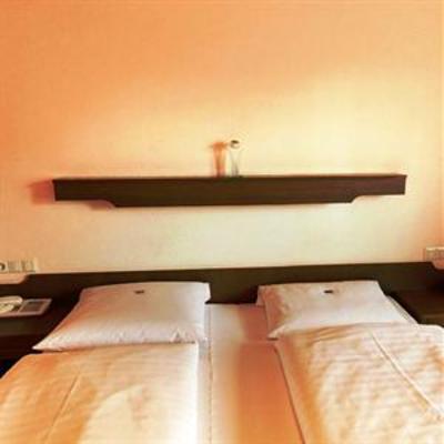 фото отеля Neckarsulm Hotel Post