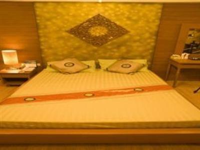 фото отеля Rangsit Grand Condo