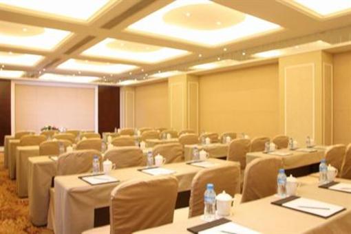 фото отеля Yuanhe Jianguo Hotel Xilin Gol