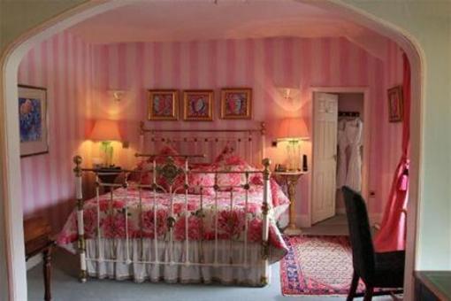 фото отеля Ynyshir Hall Hotel Machynlleth