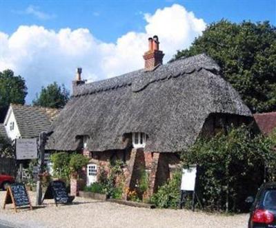фото отеля Thatched Cottage