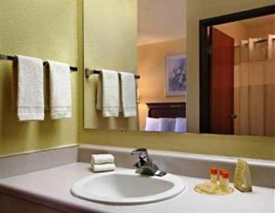 фото отеля Days Inn Saint Charles