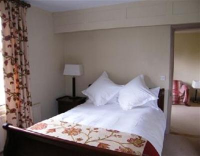фото отеля Hawkley Inn
