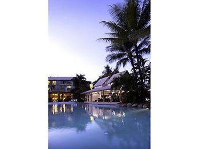 фото отеля Novotel Cairns Oasis Resort