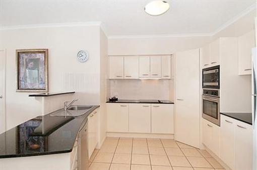 фото отеля Rovera Apartments Maroochydore