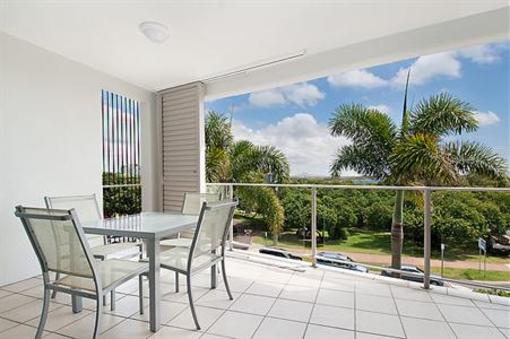 фото отеля Rovera Apartments Maroochydore