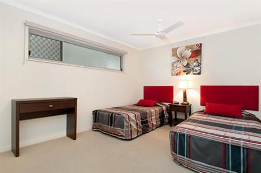 фото отеля Rovera Apartments Maroochydore