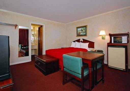 фото отеля Econo Lodge Downtown