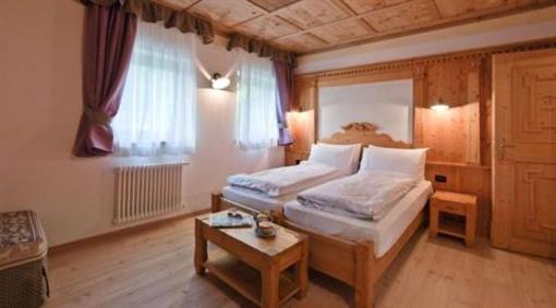 фото отеля Hotel Chalet Alpenrose