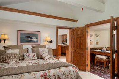 фото отеля Lighthouse Lodge & Suites