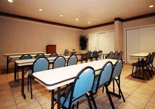 фото отеля Quality Inn Downtown South