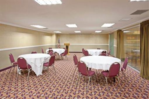 фото отеля Holiday Inn San Clemente