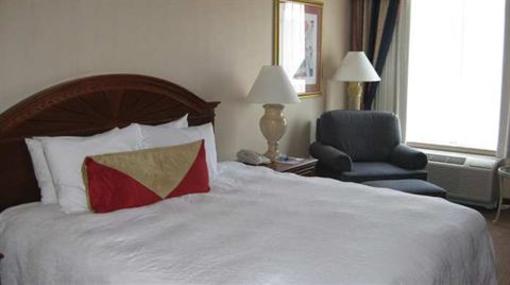 фото отеля Hilton Garden Inn Chesapeake