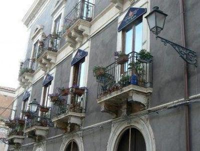 фото отеля Crociferi Bed and Breakfast Catania