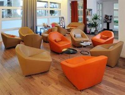 фото отеля Sejours & Affaires Roissy Village