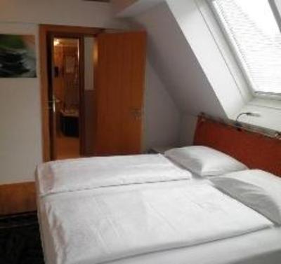 фото отеля Gasthof Hotel Lowen Bludenz