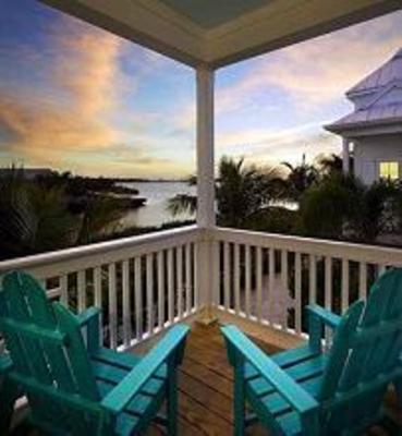 фото отеля Parrot Key Hotel and Resort