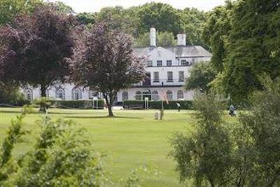 фото отеля Hawkstone Park Hotel
