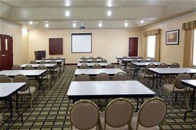 фото отеля Comfort Suites Airport Greenspoint Houston