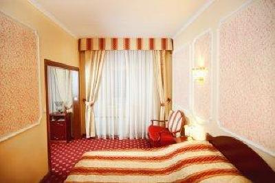 фото отеля Hotel Alrosa na Kazachyem Moscow